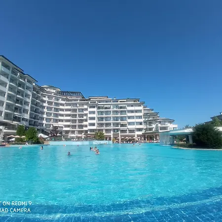 Apartamento Emerald & Spa,studio Ikat310