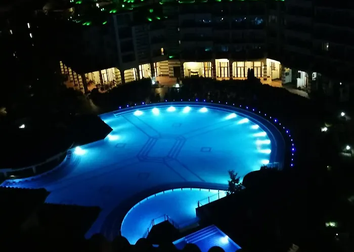 Emerald & Spa,studio Ikat310 Апартаменты Равда