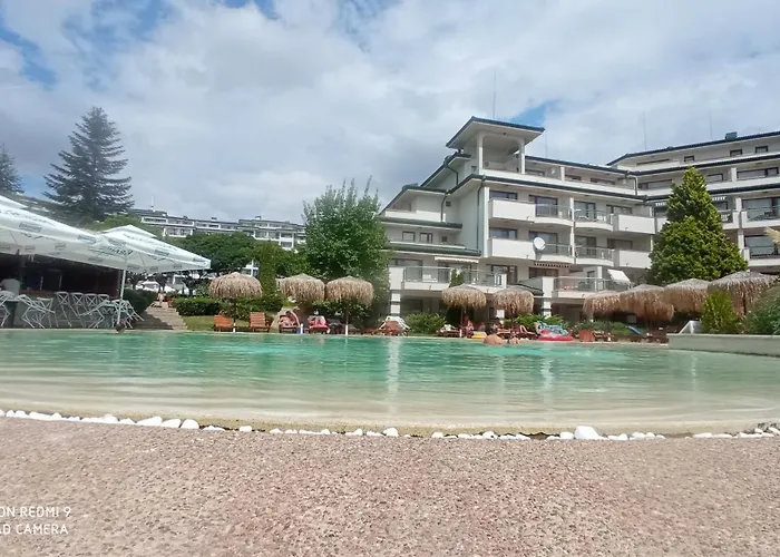 Emerald & Spa,studio Ikat310 Апартаменты Равда