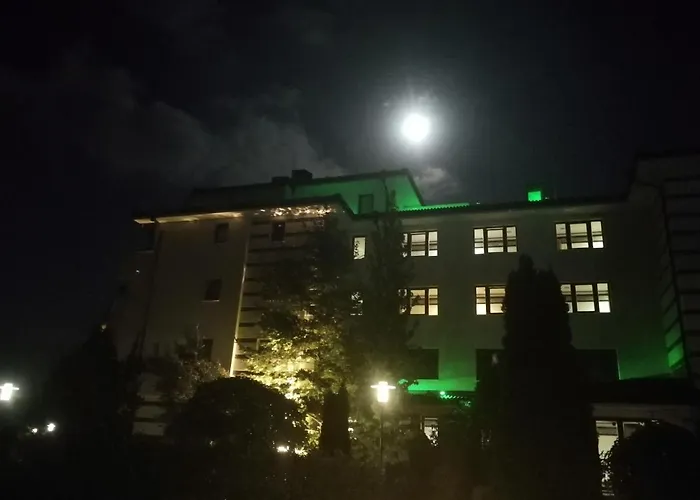 Emerald & Spa,studio Ikat310 * Равда