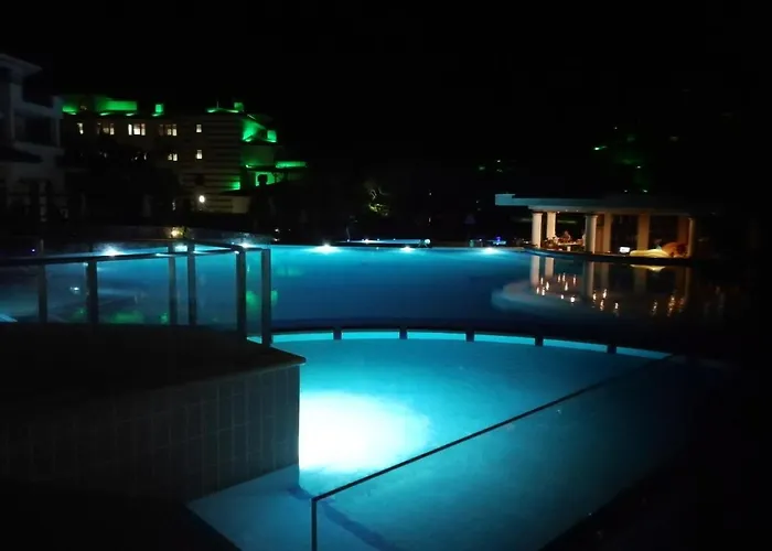 Emerald & Spa,studio Ikat310 Апартаменты